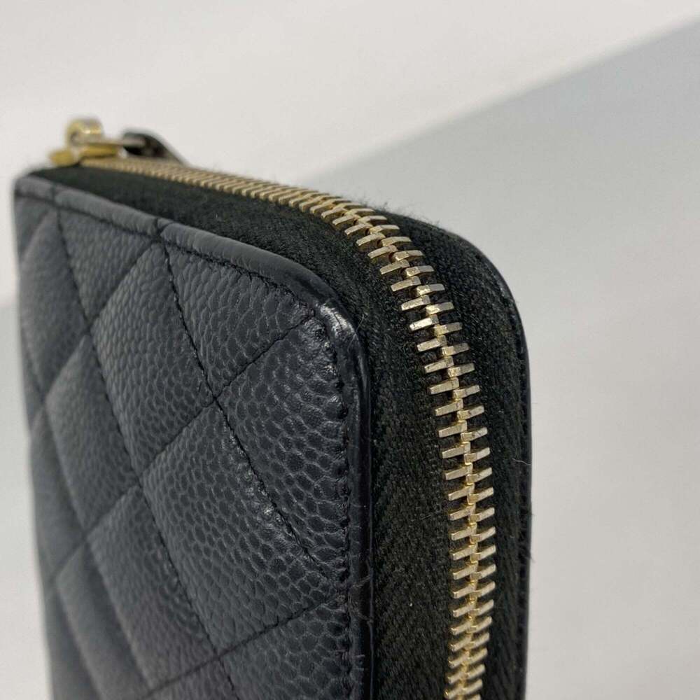 CHANEL Black Caviar Leather Wallet - Picture 5 of 9